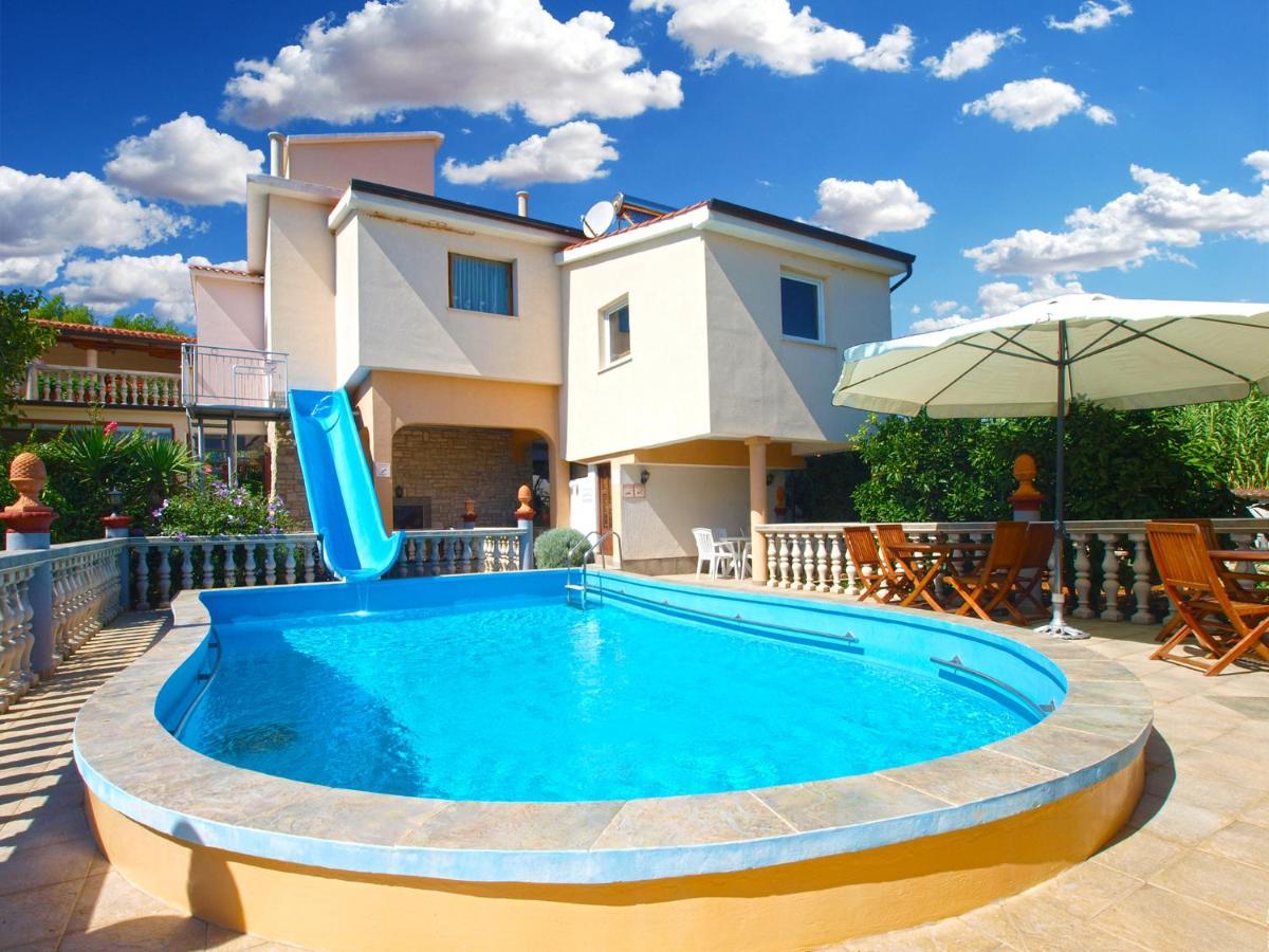 Apartman Vrcevan 811 *