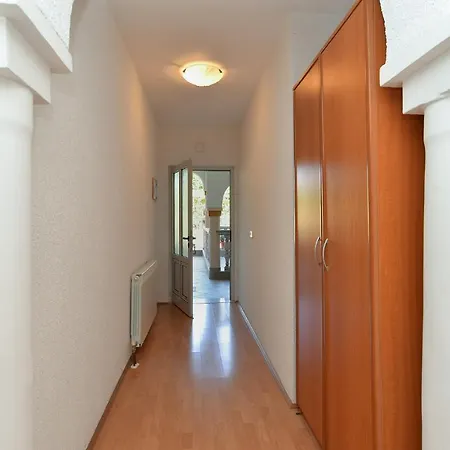 Apartments Vrcevan 811 Medulin Exterior photo