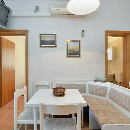 Apartments Vrcevan 811 Medulin Exterior photo