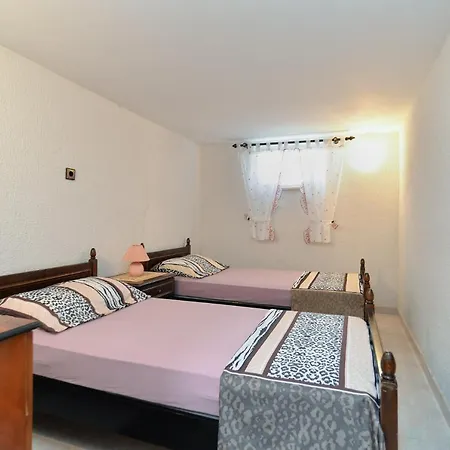 Apartments Vrcevan 811 Medulin Exterior photo