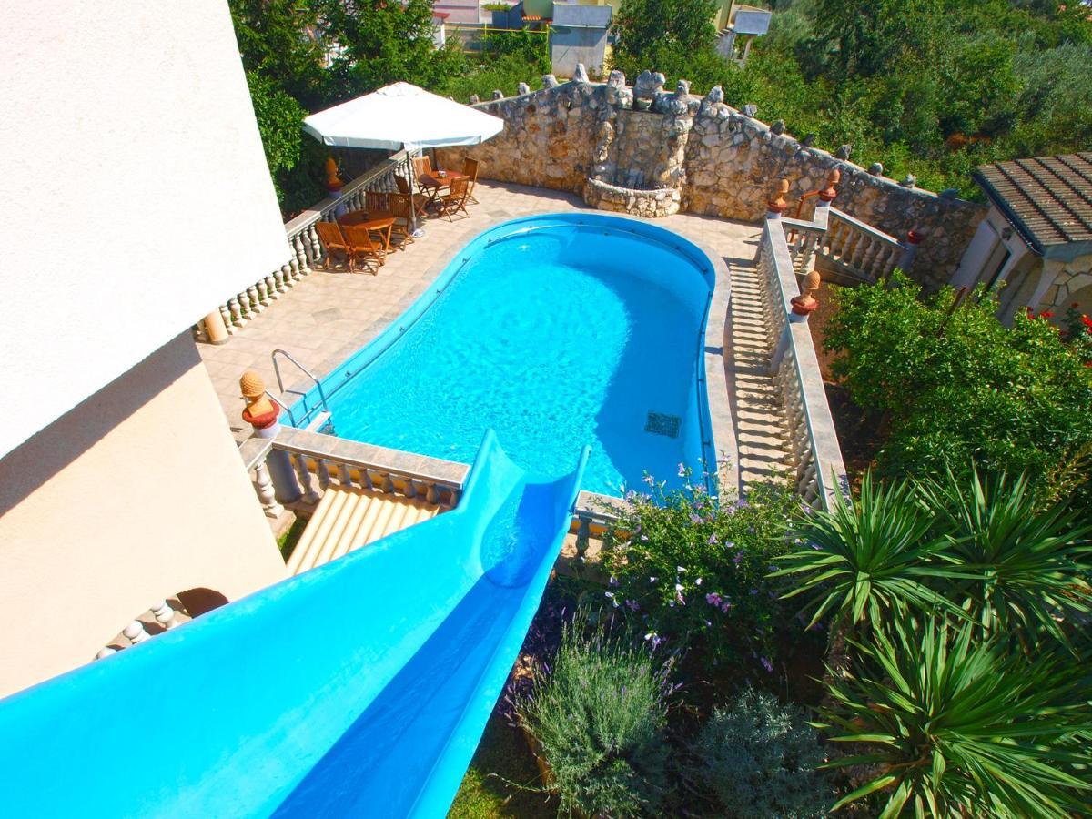 Apartment Vrcevan 811