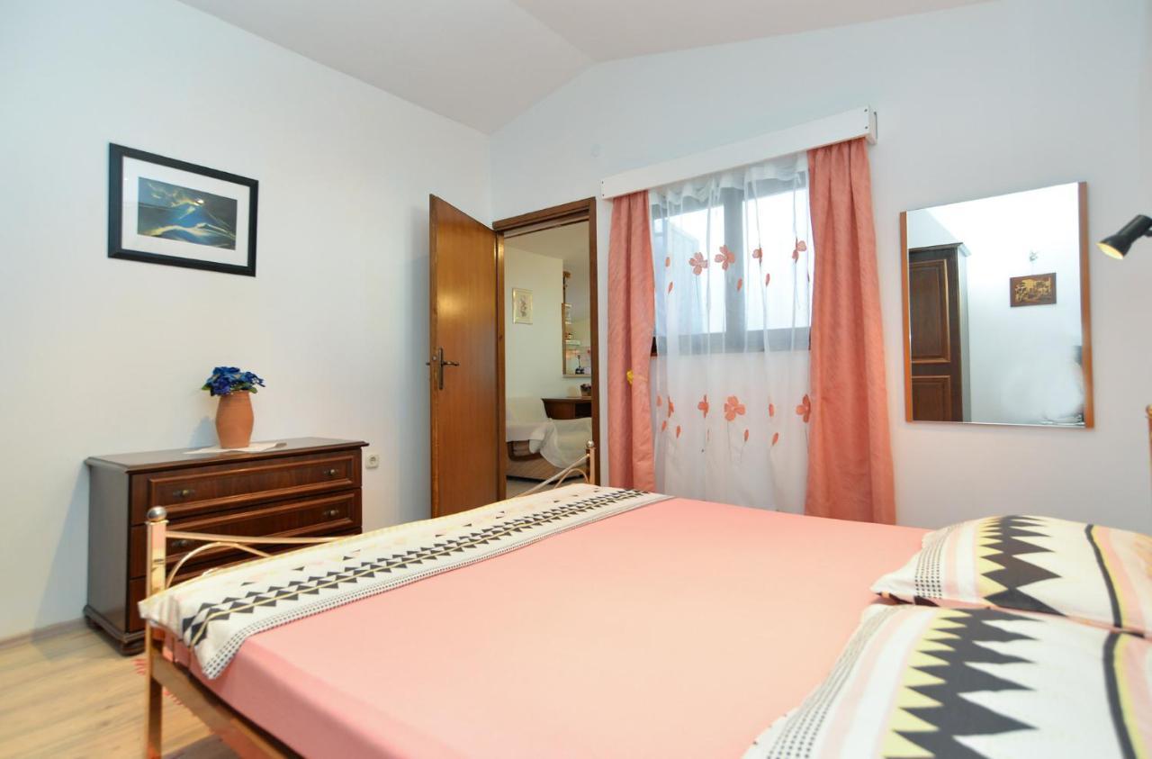 Apartment Vrcevan 811 Medulin