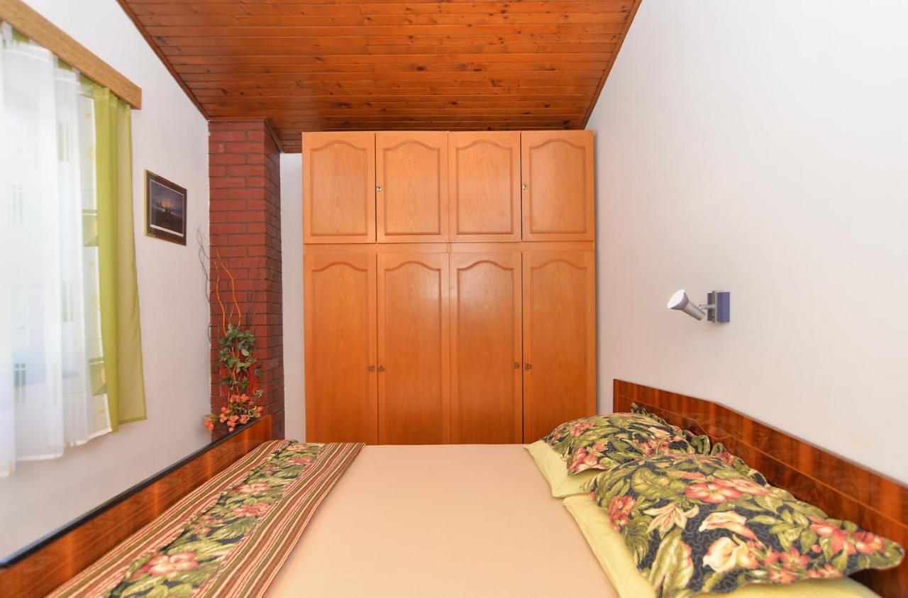 Vrcevan 811 Apartment